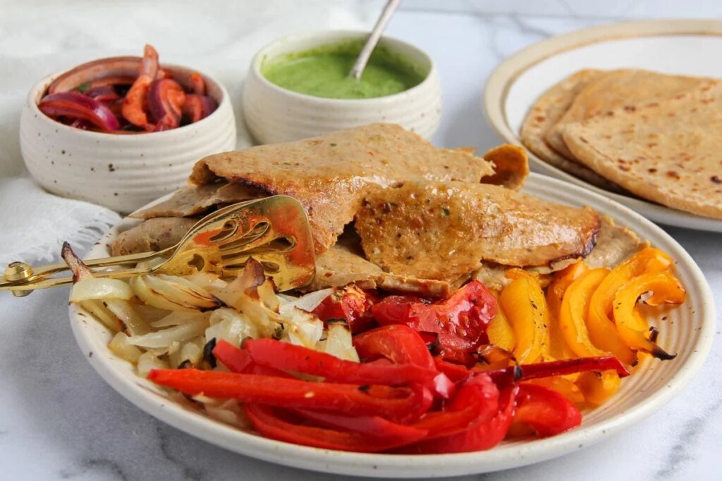 Doner Kebabs de pollo molido: sabores indios atrevidos, una bandeja para hornear