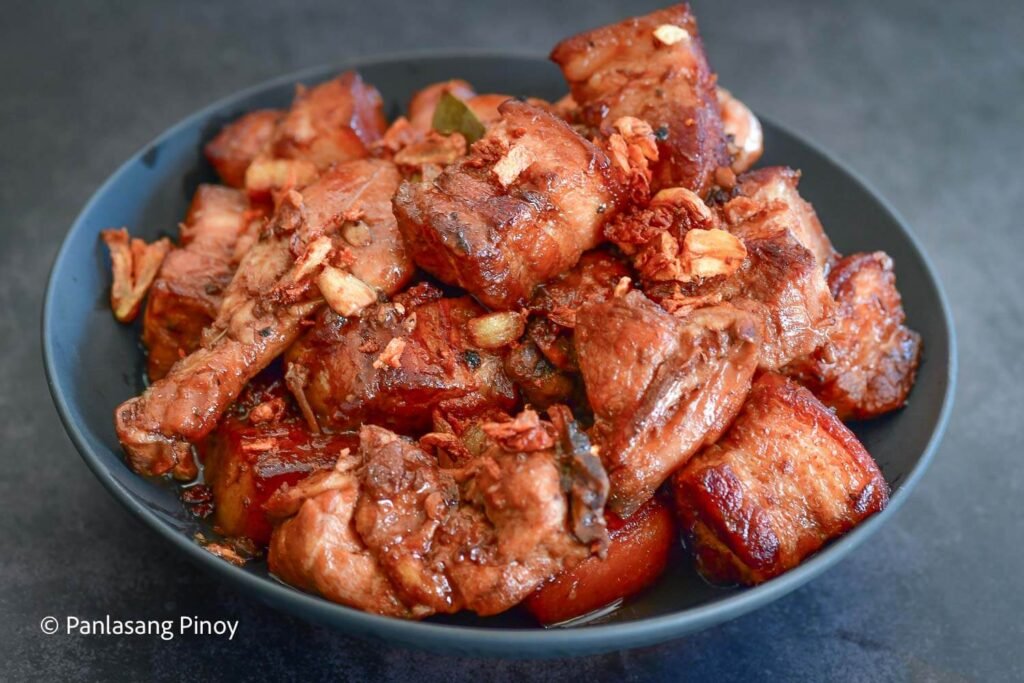 CPA (Adobo De Pollo Y Cerdo) - Panlasang Pinoy