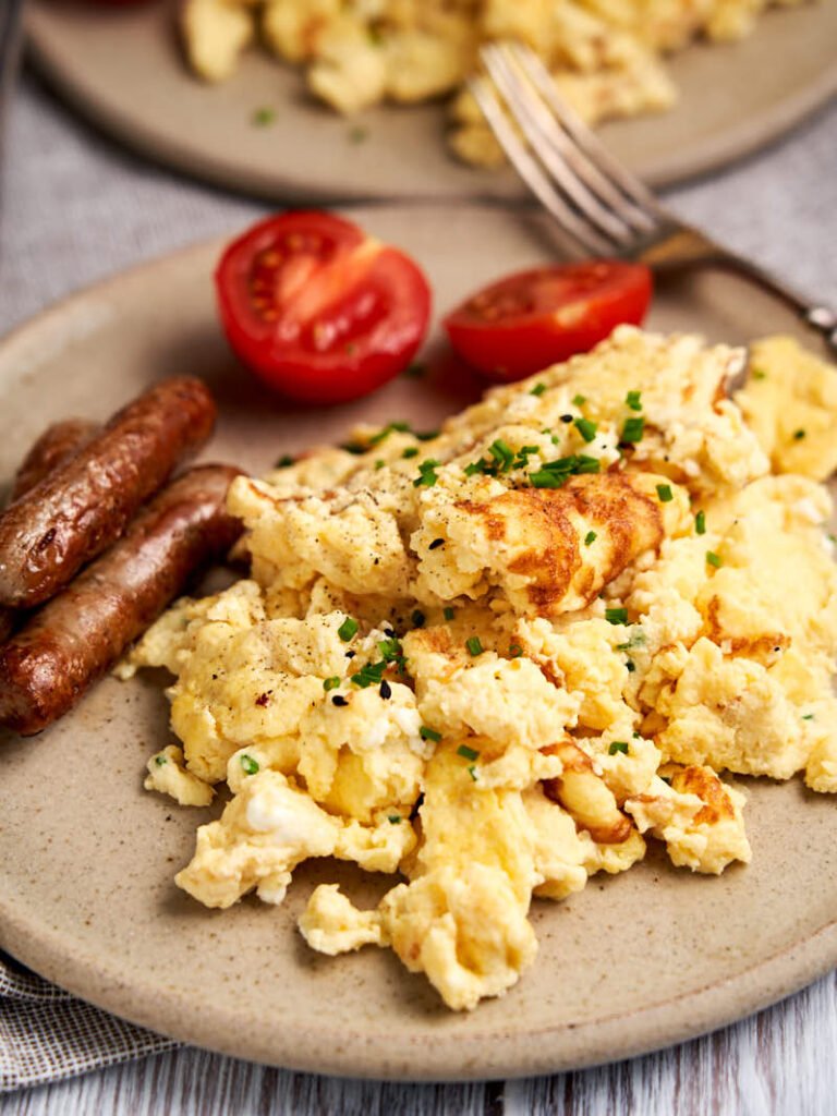Huevos Revueltos Con Requesón (Keto, Bajo En Carbohidratos)