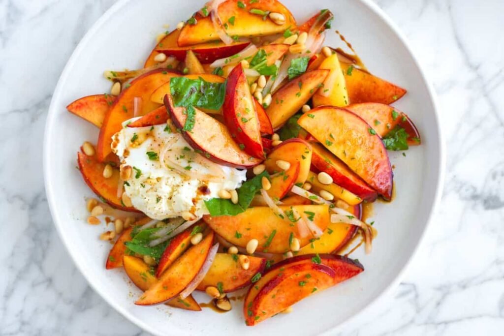 Receta de ensalada de burrata de durazno fresco