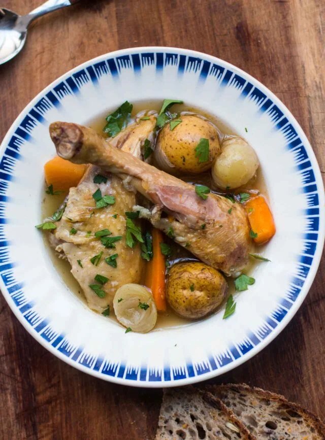 Poule au pot (Pollo en olla)