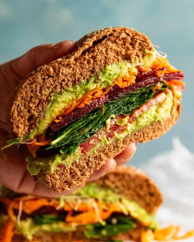 Sándwich de ensalada de Nagi - RecetaTin Eats