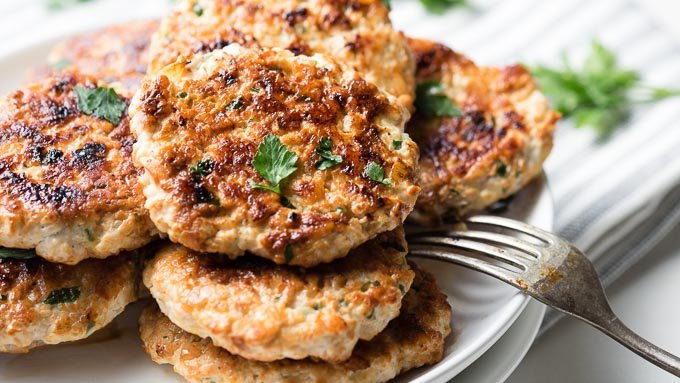 Salchicha De Pollo Para El Desayuno – Receta Casera Fácil