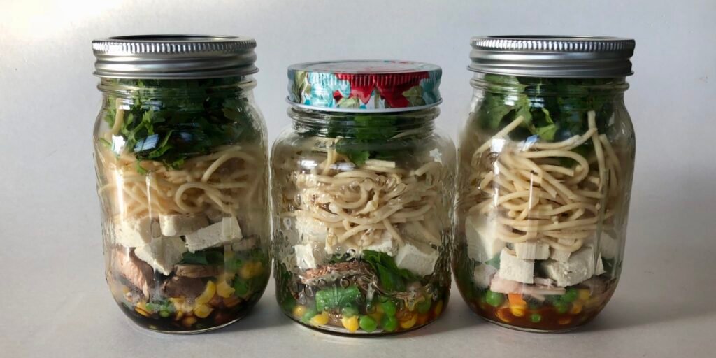 Fideos instantáneos personalizables para la preparación de comidas.
