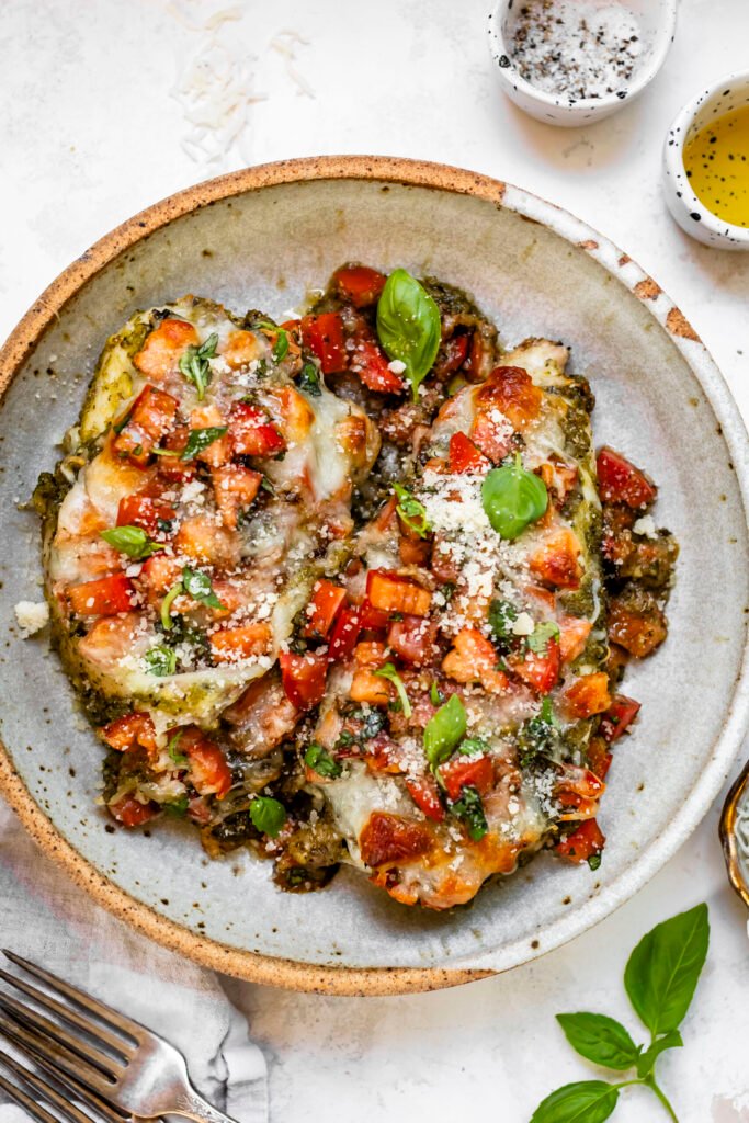 Bruschetta de pollo al pesto al horno - rachLmansfield