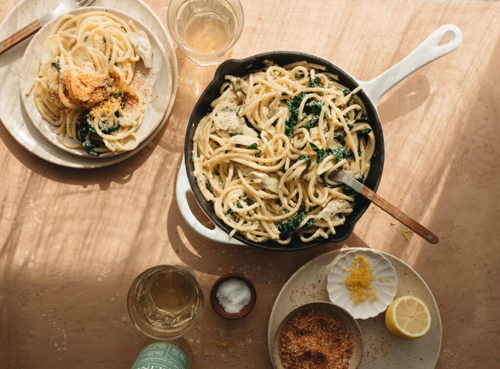 Las recetas de pasta primaveral que hacemos repetidamente (y por qué no podemos parar)