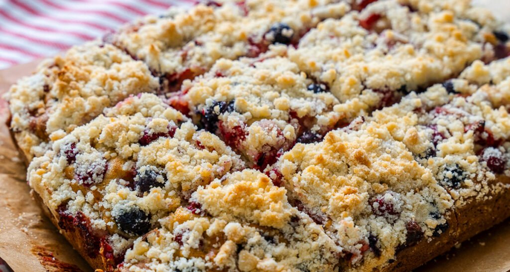 Pastel de café con bayas y streusel | 12 tomates