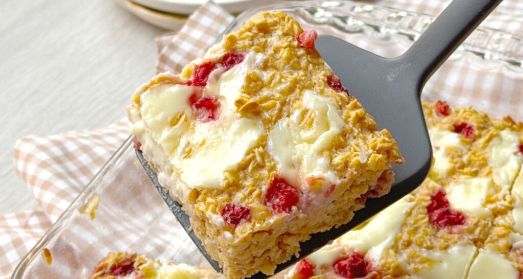 Horneado de avena y tarta de queso con fresas | 12 tomates